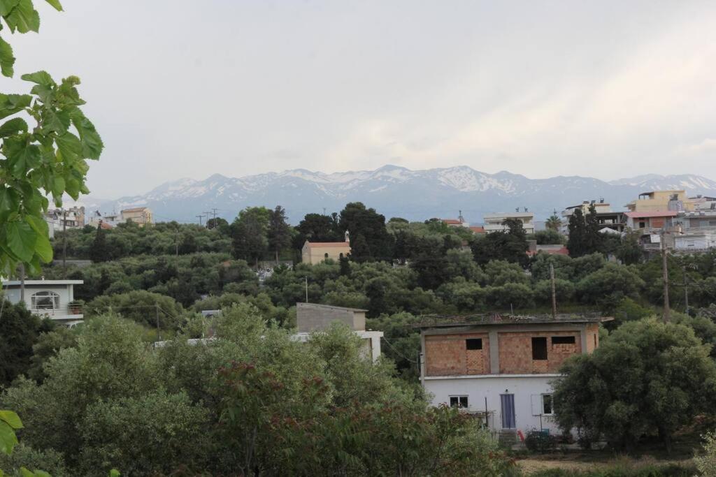 Άνετο Και Πολυτελές Οροφοδιαμέρισμα 2 Chania  Bagian luar foto